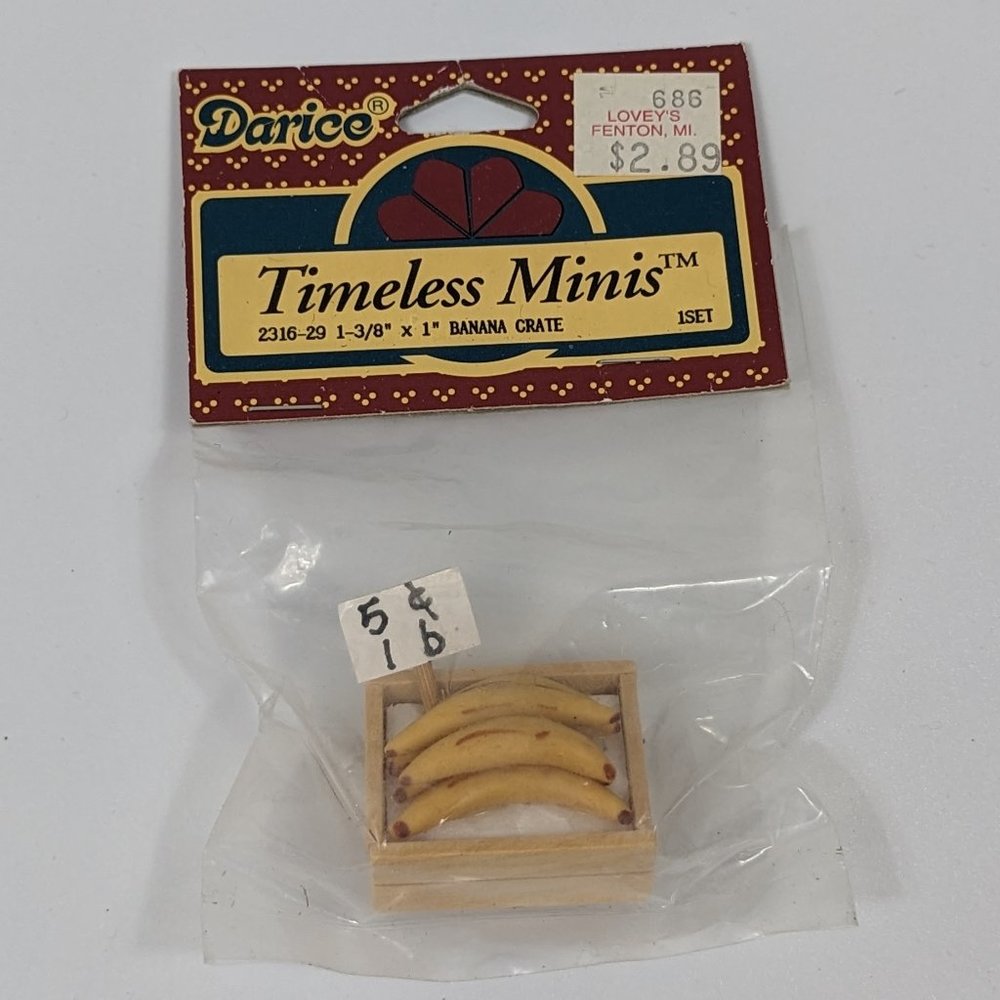 Darice Timeless Minis Banana Crate Dollhouse Accessory